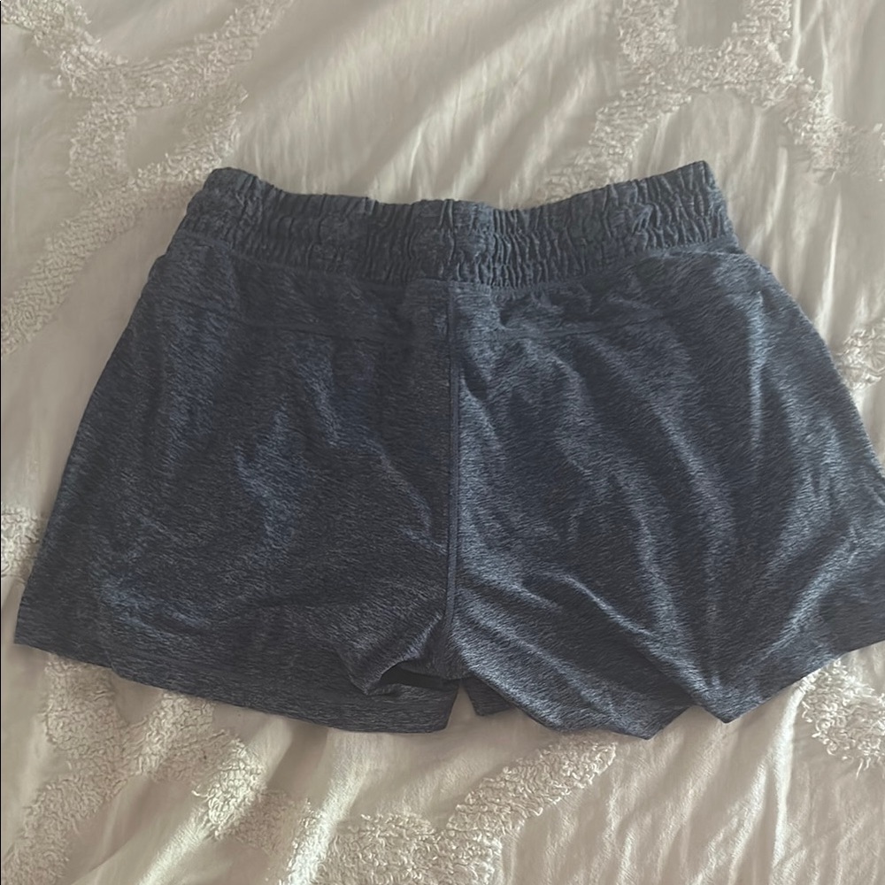 Reebok Black Athletic Shorts Lightweight Elastic Waist - Picture 2 of 3